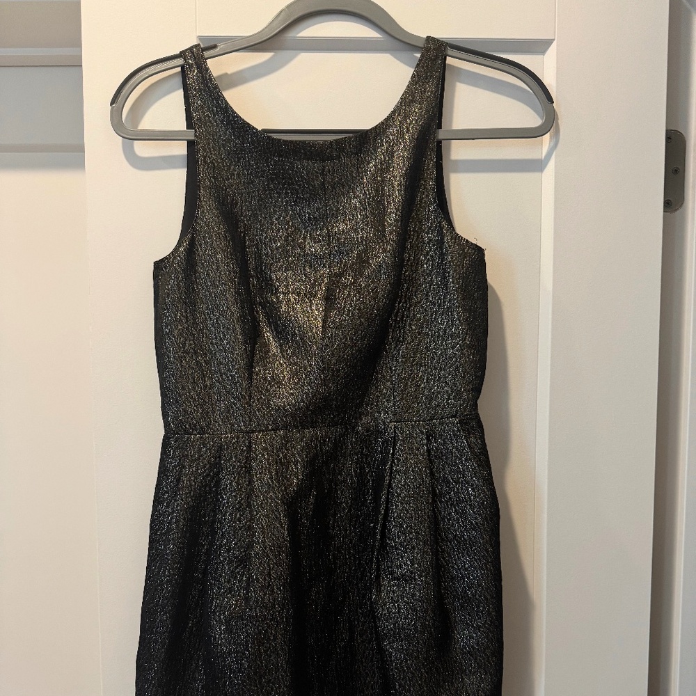 Club Monaco | Black & Gold Sleeveless Dress - Size 0